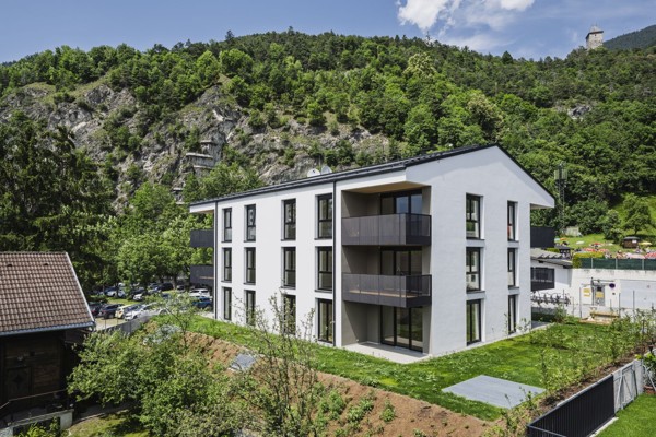 NHT - Schwimmbadweg - ZI06E