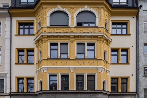 Adamgasse 11 - Tiroler Versicherung