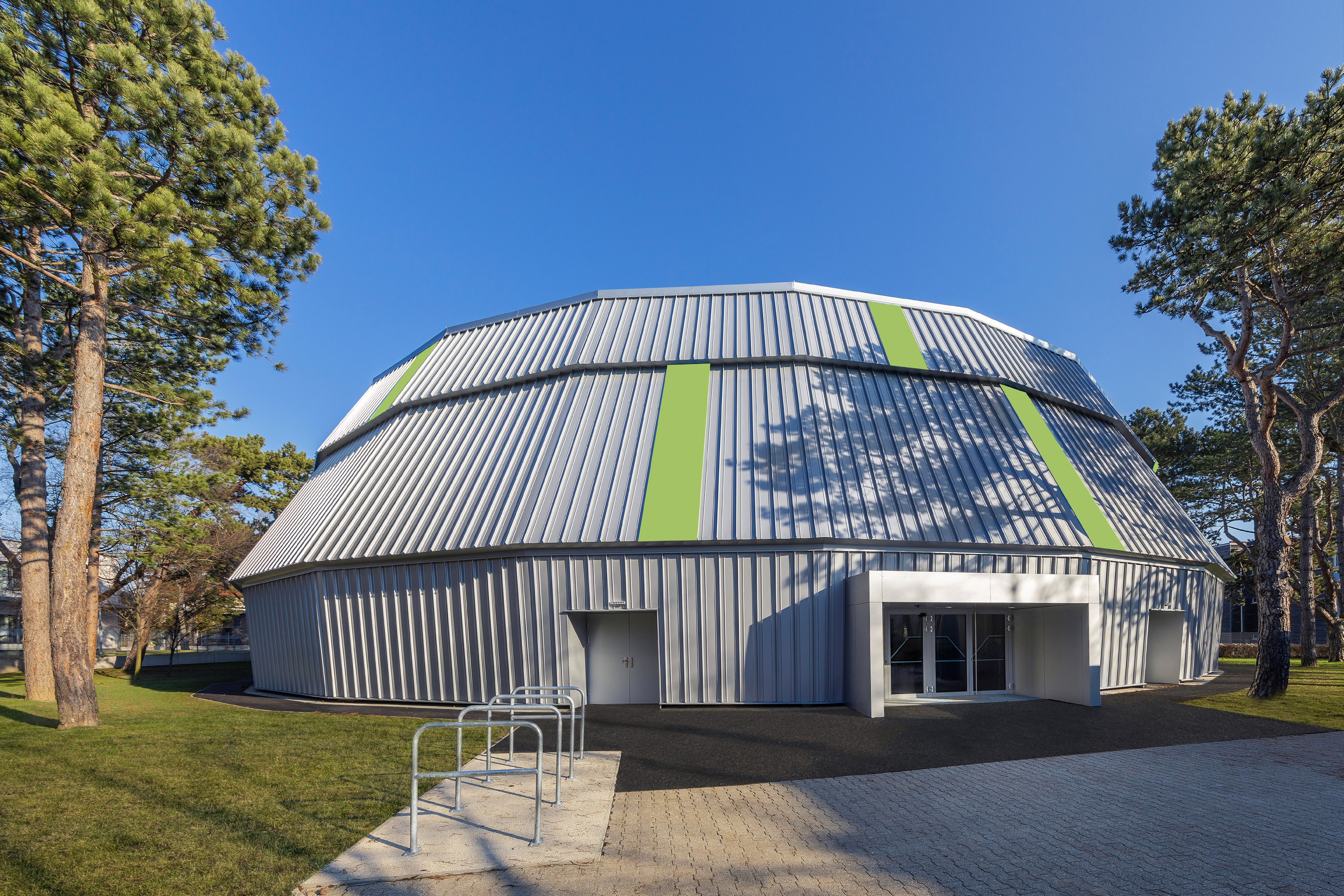 LIEB Rundturnhalle
