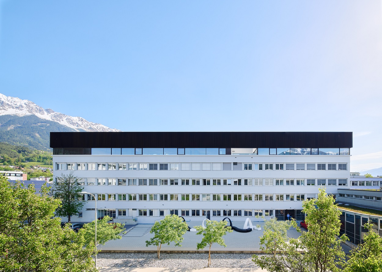 Aufstockung HTL Bau und Design