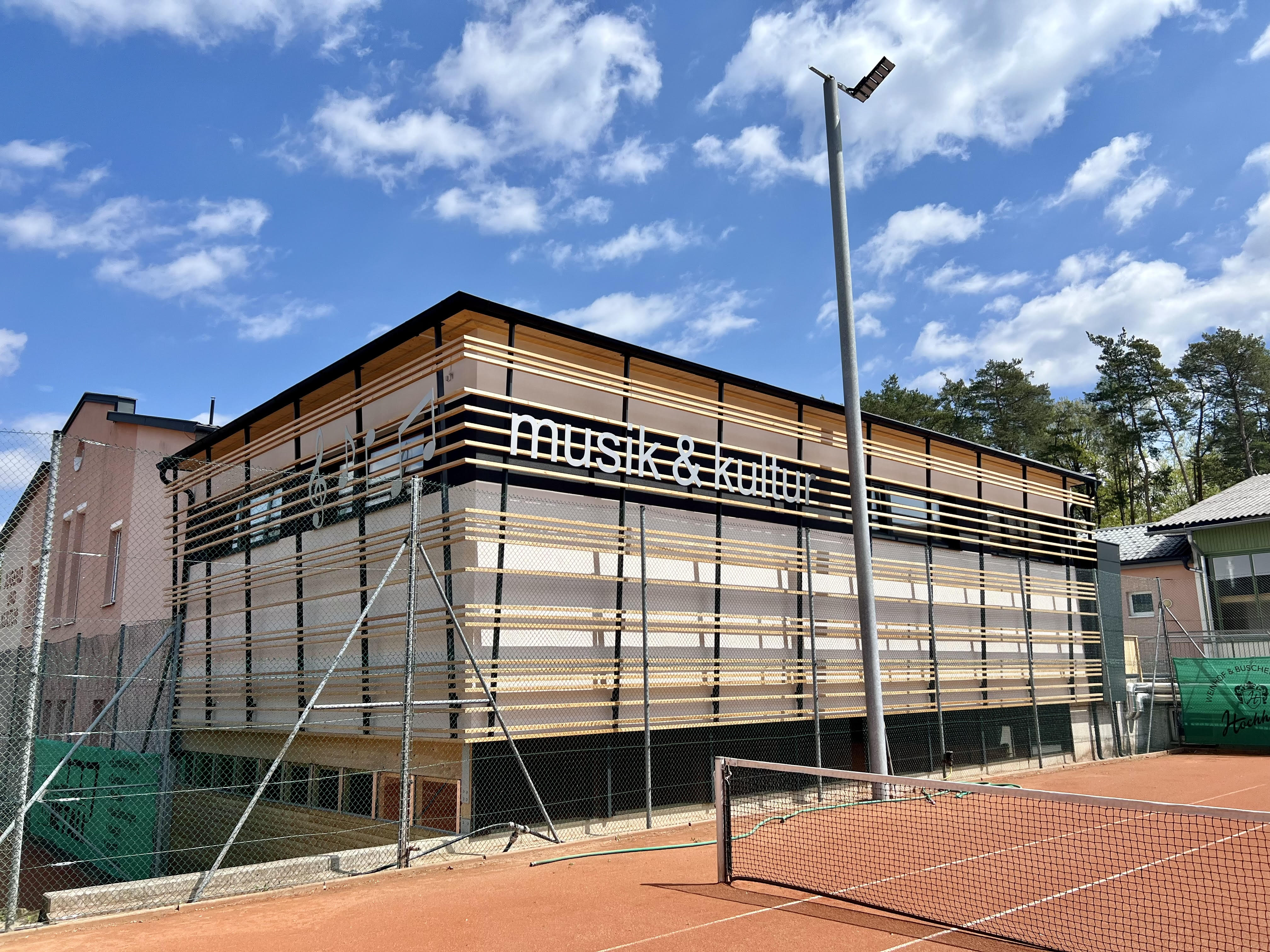 Zubau zur bestehenden Kultureinrichtung